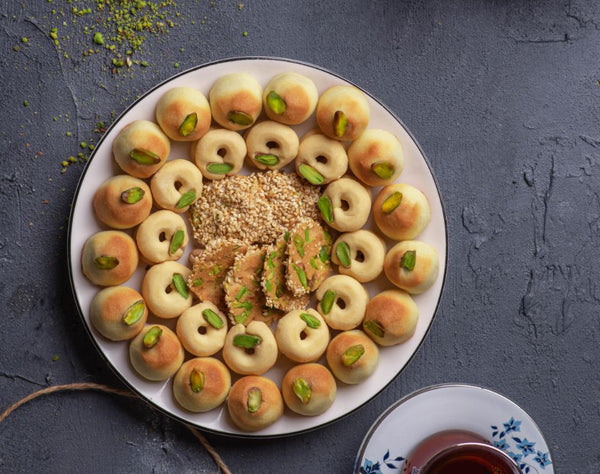 Semiramis Cookies (Assortment)450g مشكل نواشف (برازق وغريبة وعجوة)