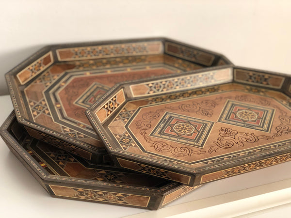 Set mosaic trays  طقم صواني موزاييك متمن