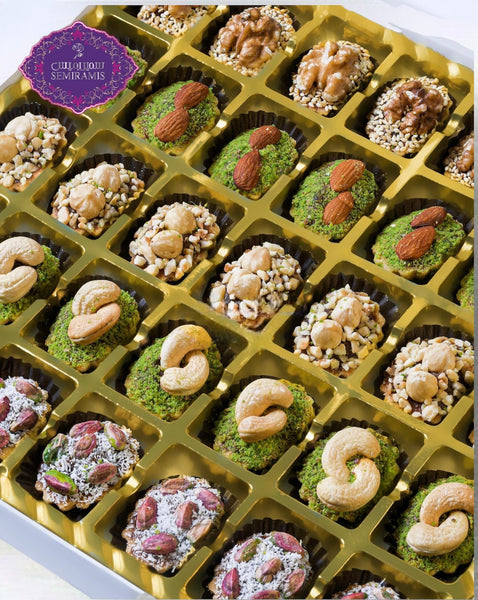Semiramis Date Topped Tarts 500g تارت بالتمر والمكسرات