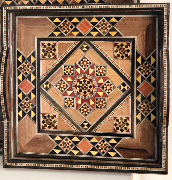 Set of trays طقم صواني مربع