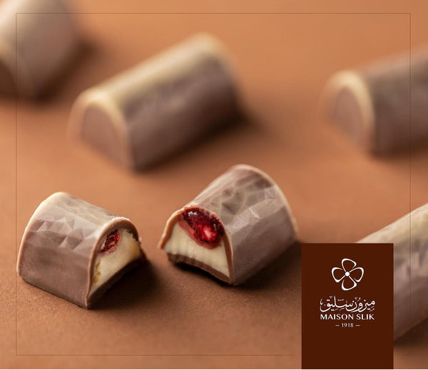 Alpalmyra Cheese cake Strawberry & Mulberry Slik chocolate 500g شوكولا سليق تشيز كيك فريز و توت