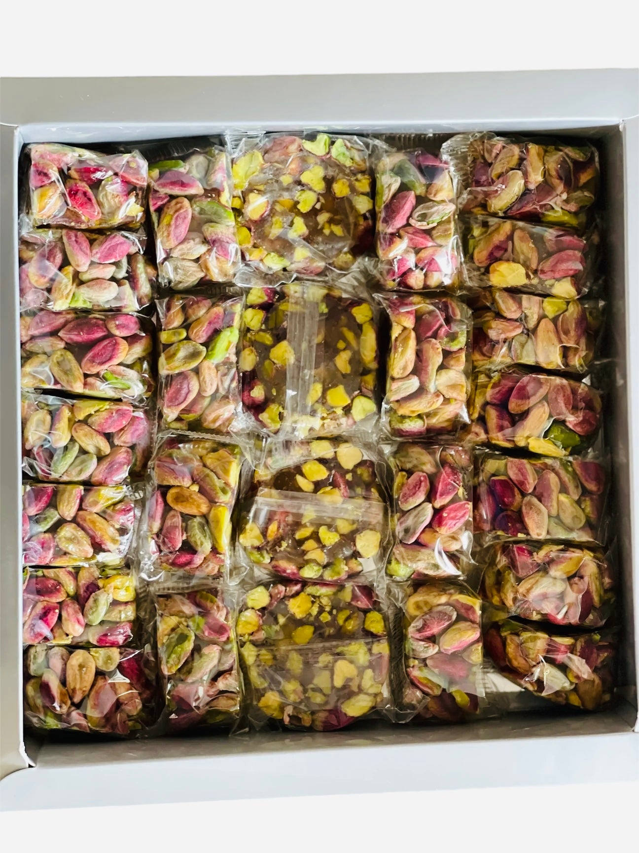 ‏- 500g Al palmyra Turkish Delight with Pistacho_نصف كيلو سوبر اكسترا راحة البالميرا بالفستق حبة كبيرة