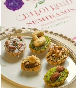 Semiramis Date Topped Tarts 500g تارت بالتمر والمكسرات